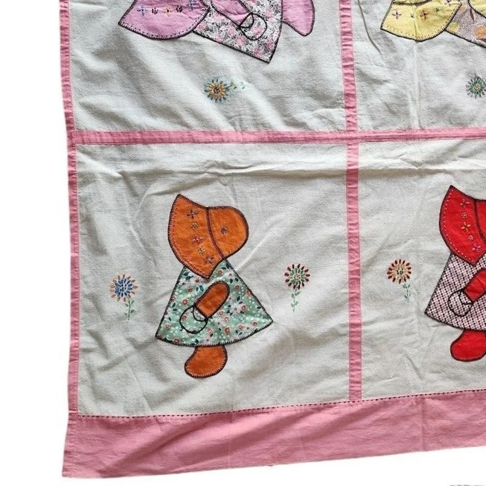 VINTAGE HANDMADE Sunbonnet Style Appliqué Quilt Top Pink‎ Folk Art 75x88
